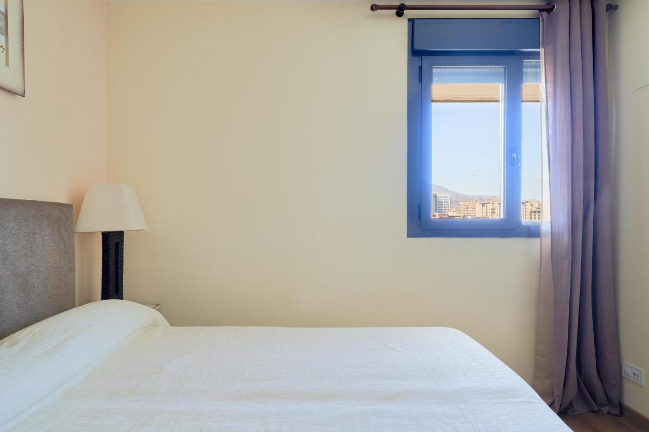 Alterhome Apartamento Con Piscina Maria Zambrano Málaga Exteriör bild